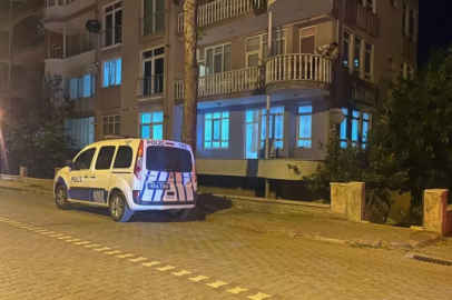 Kütahya'nın Tavşanlı ilçesinde silahla oynayan 15 yaşındaki erkek kardeş, ablasını yanlışlıkla vurarak ölümüne neden oldu.