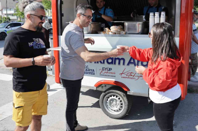 Kütahya Belediyesi'nden LGS  sınav sabahı sıcak çorba ikramı