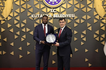 Kütahya Belediyesi Fildişi Temsilcini Ağırladı