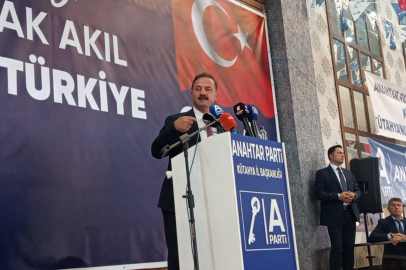 Anahtar Parti Genel Başkanı Yavuz Aliağıroğlu’ndan Kütahya’da Sert Çıkış: “Terörden Beslenenlerle Yürüyorsunuz Sayın Cumhurbaşkanım”